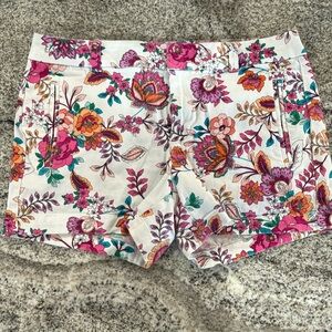 Ana floral shorts Sz 6